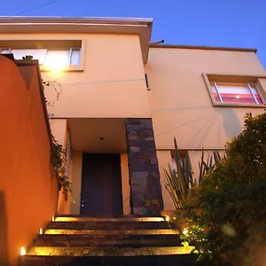 Hotel 6